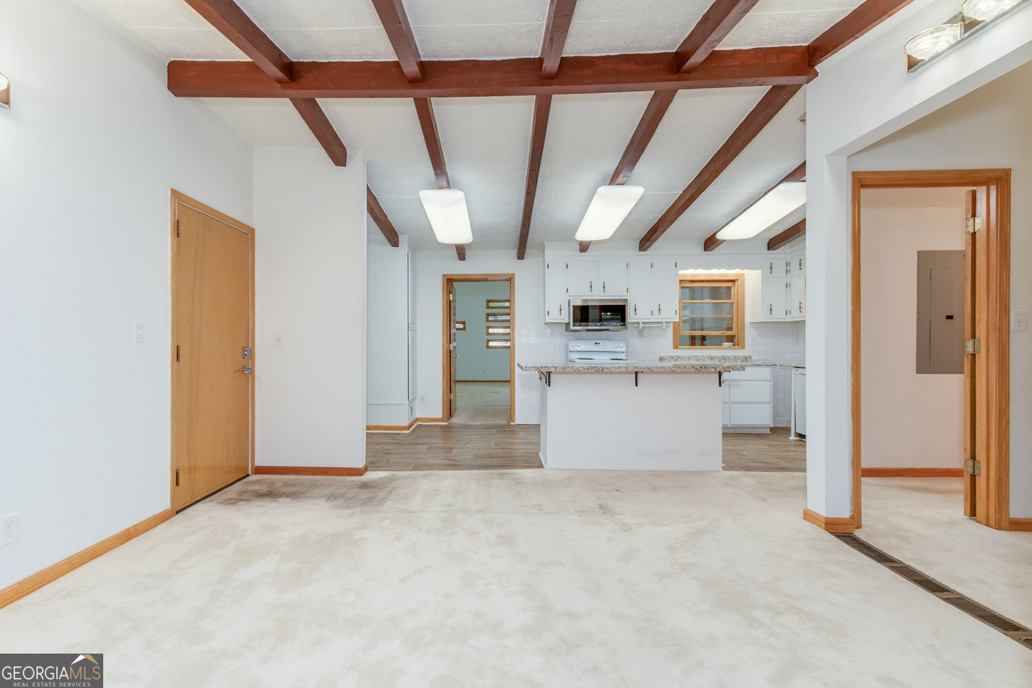 2726 Chamblee Tucker RD