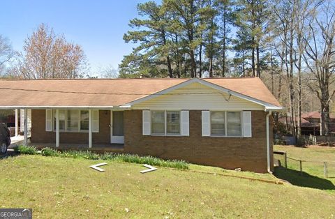 6057 Pinecreek RD Forest Park GA 30297