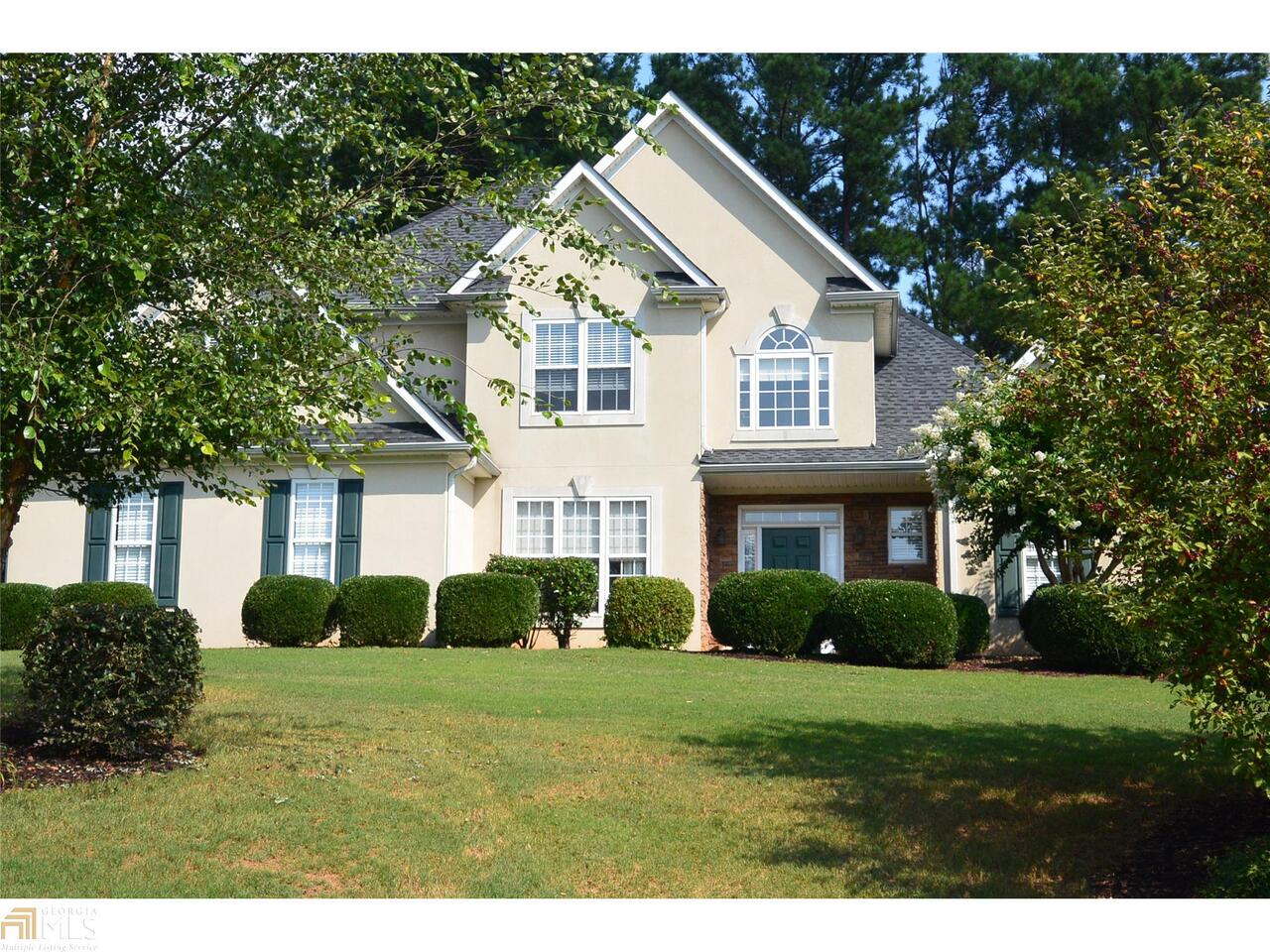 Part of Prestigious White Oak S/D * A house with a clean slate! Make it your own - This is a lot of house for the money - 2,900 SF w/Master on Main * Private Golf Course Lot * Open Concept with Kitchen open to the Keeping Room w/Fireplace * Large Vaulted Greatroom * Gorgeous Granite Counter Tops & Stainless Steel Appliances * Tons of Cabinets * Laundry Down * Master Suite w/double Trey ceilings * Customized Walk-in Closet * Jacuzzi Tub, Separate Shower & raised dual vanities * Nice size bedrooms with Jack n' Jill Bathroom * Generous Patio and Fenced Backyard * New Roof 2014 * No waiting to move in - Ready for new homeowner
