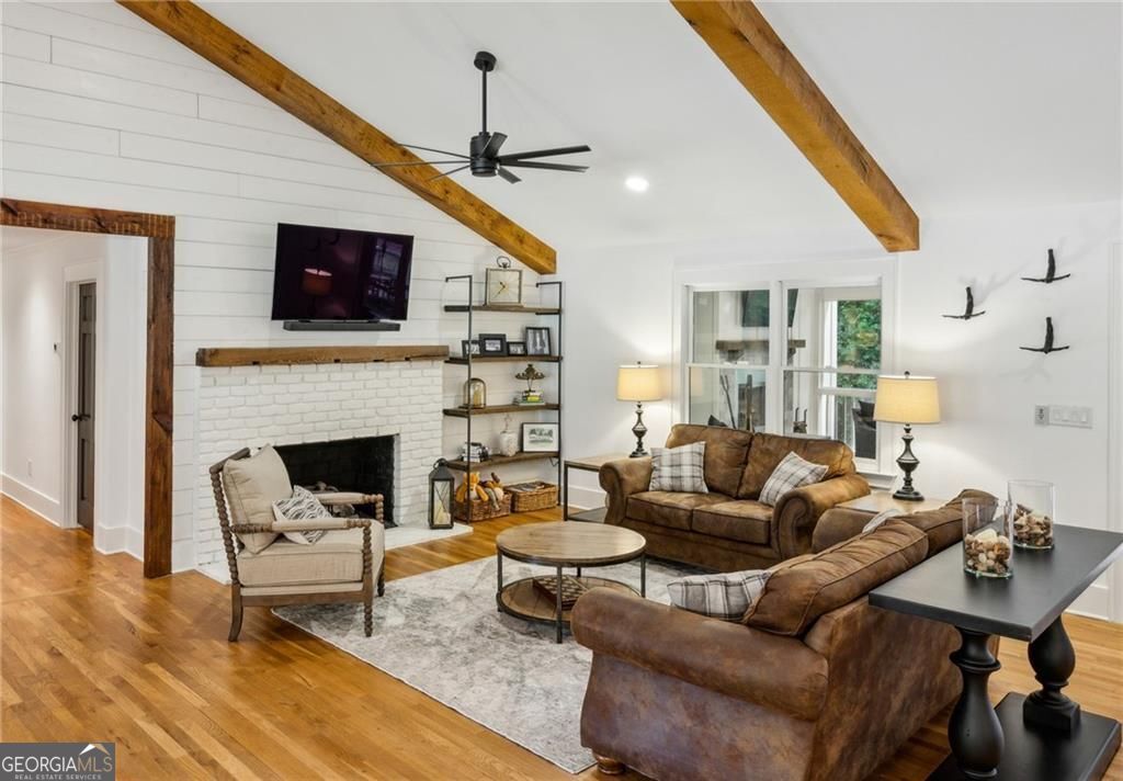 Sandy Springs, Georgia 30328, United States, 5 Bedrooms Bedrooms, ,5 BathroomsBathrooms,Residential,Active,156232