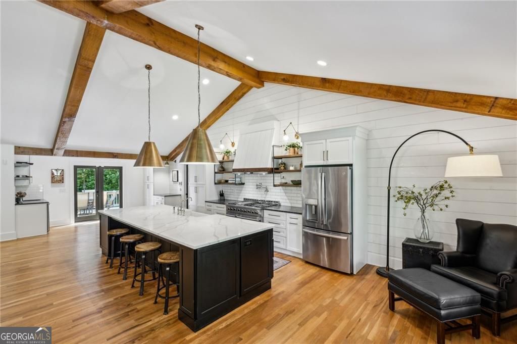 Sandy Springs, Georgia 30328, United States, 5 Bedrooms Bedrooms, ,5 BathroomsBathrooms,Residential,Active,156232