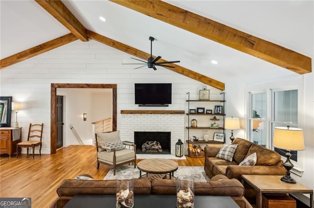 Sandy Springs, Georgia 30328, United States, 5 Bedrooms Bedrooms, ,5 BathroomsBathrooms,Residential,Active,156232