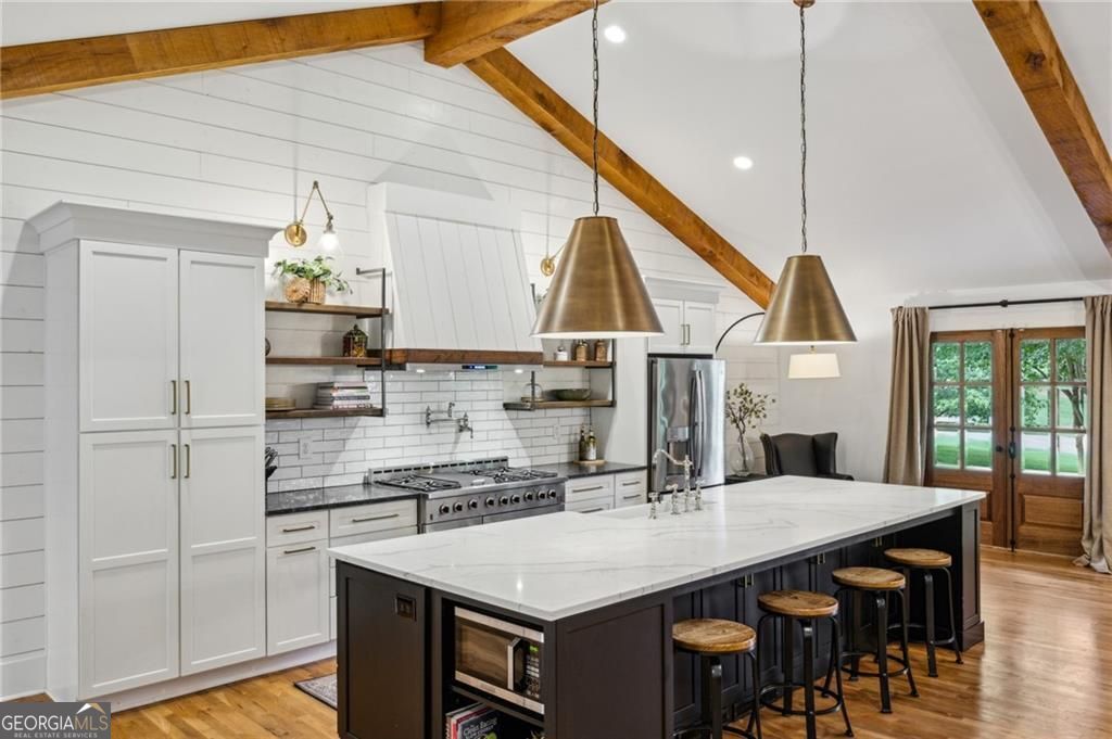 Sandy Springs, Georgia 30328, United States, 5 Bedrooms Bedrooms, ,5 BathroomsBathrooms,Residential,Active,156232