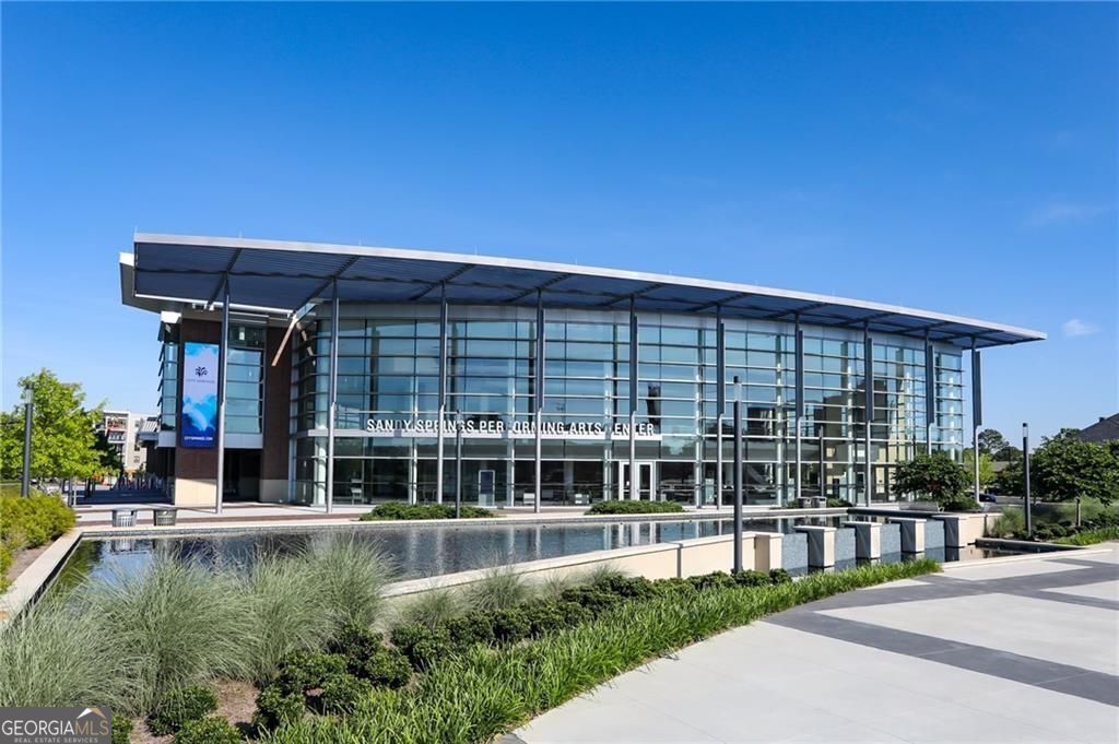 Sandy Springs, Georgia 30328, United States, 5 Bedrooms Bedrooms, ,5 BathroomsBathrooms,Residential,Active,156232