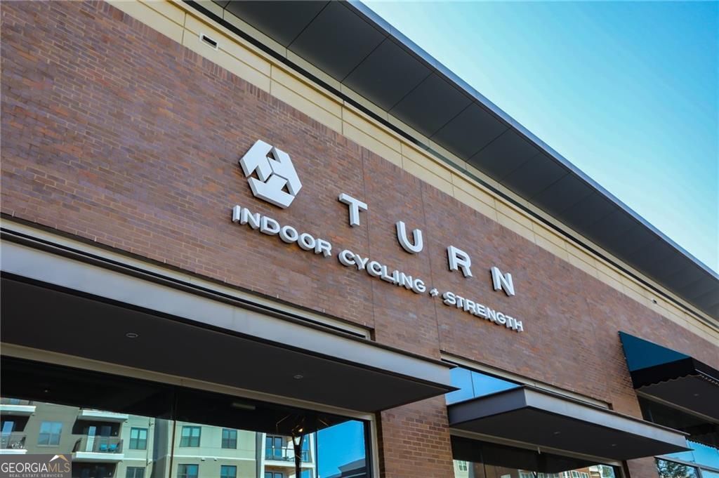 Sandy Springs, Georgia 30328, United States, 5 Bedrooms Bedrooms, ,5 BathroomsBathrooms,Residential,Active,156232