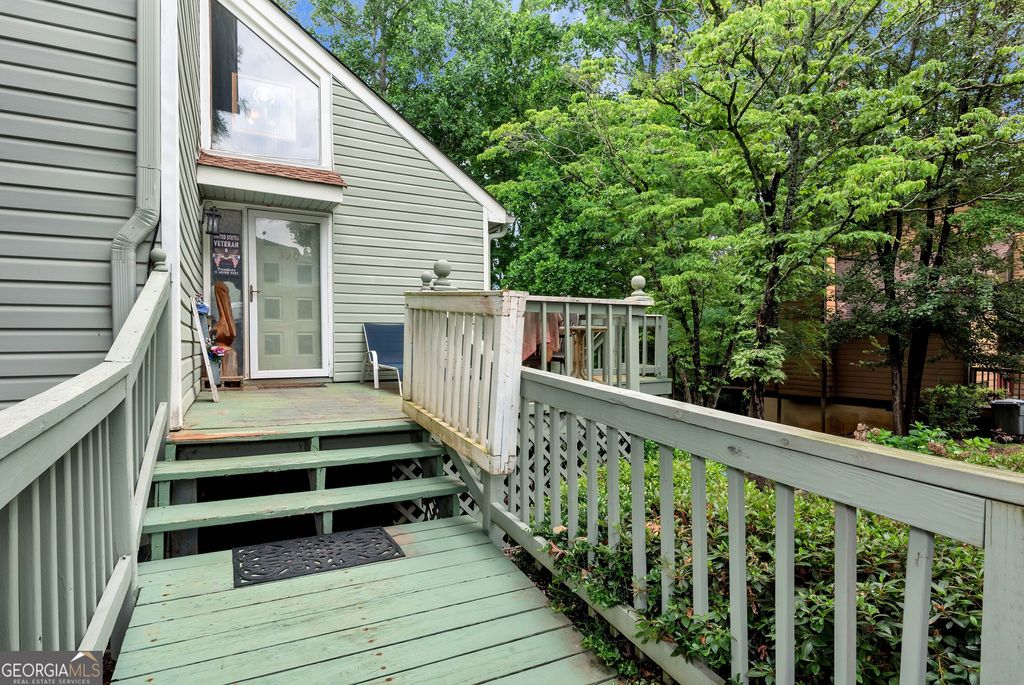 Photo of 390 Alpenrosen Strasse, Helen, GA 30545 (MLS # 10770232)