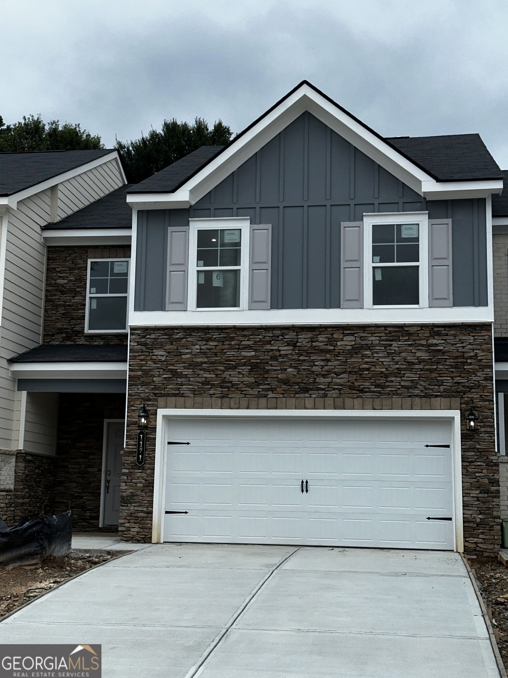 1171 PARK CENTER CIR