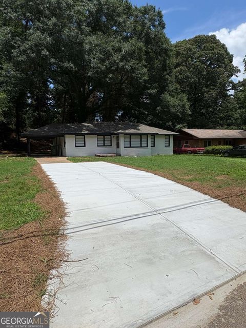 Photo of 1808 Brewer Boulevard SW, Atlanta, GA 30310 (MLS # 10700276)