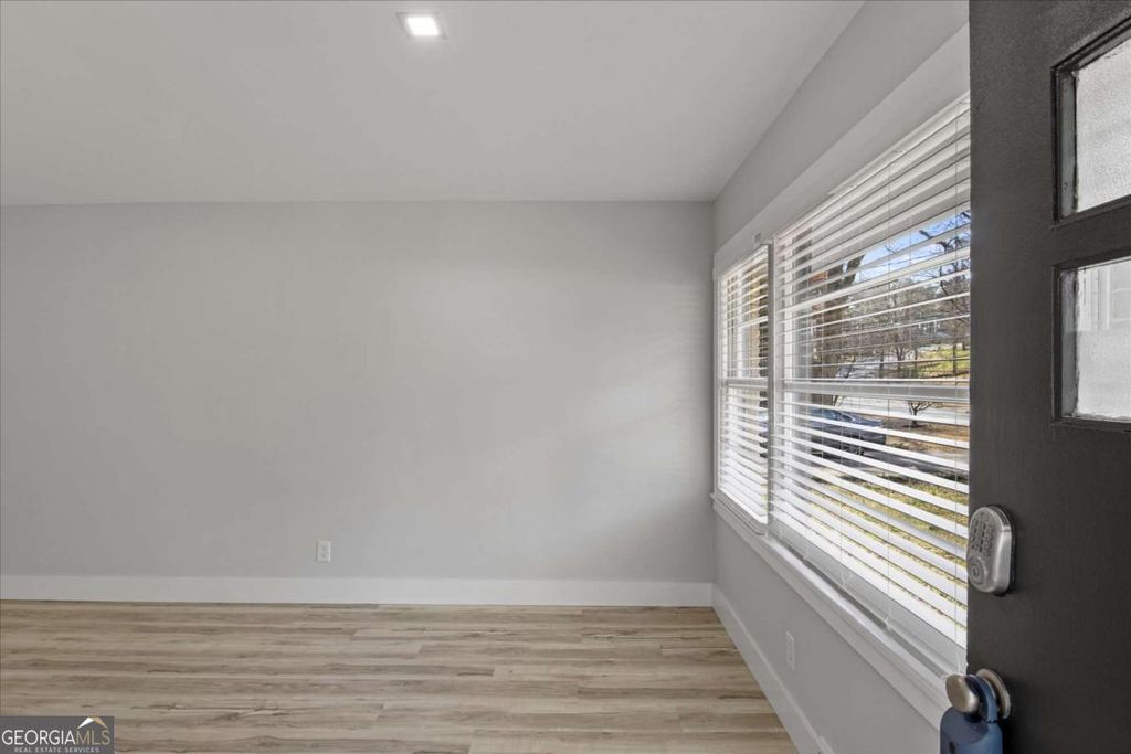 Photo of 1808 Brewer Boulevard SW, Atlanta, GA 30310 (MLS # 10700276)