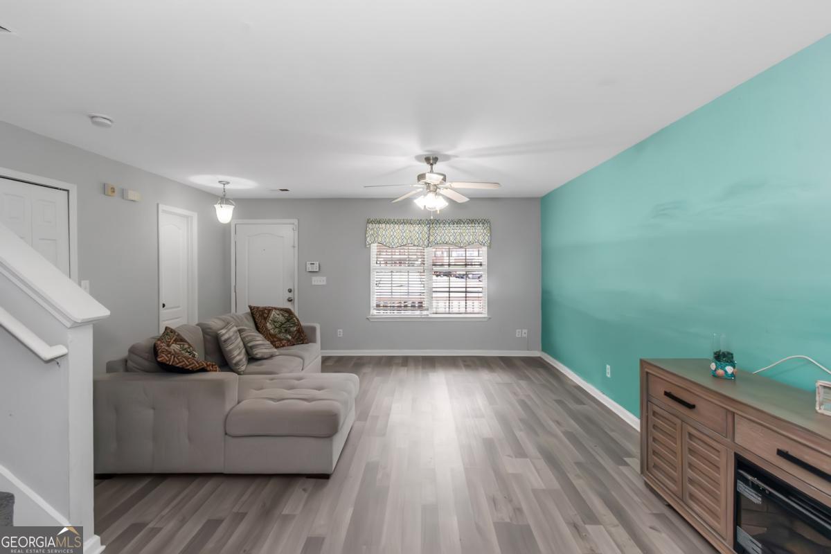 2025 Shawn Wayne CIR SE