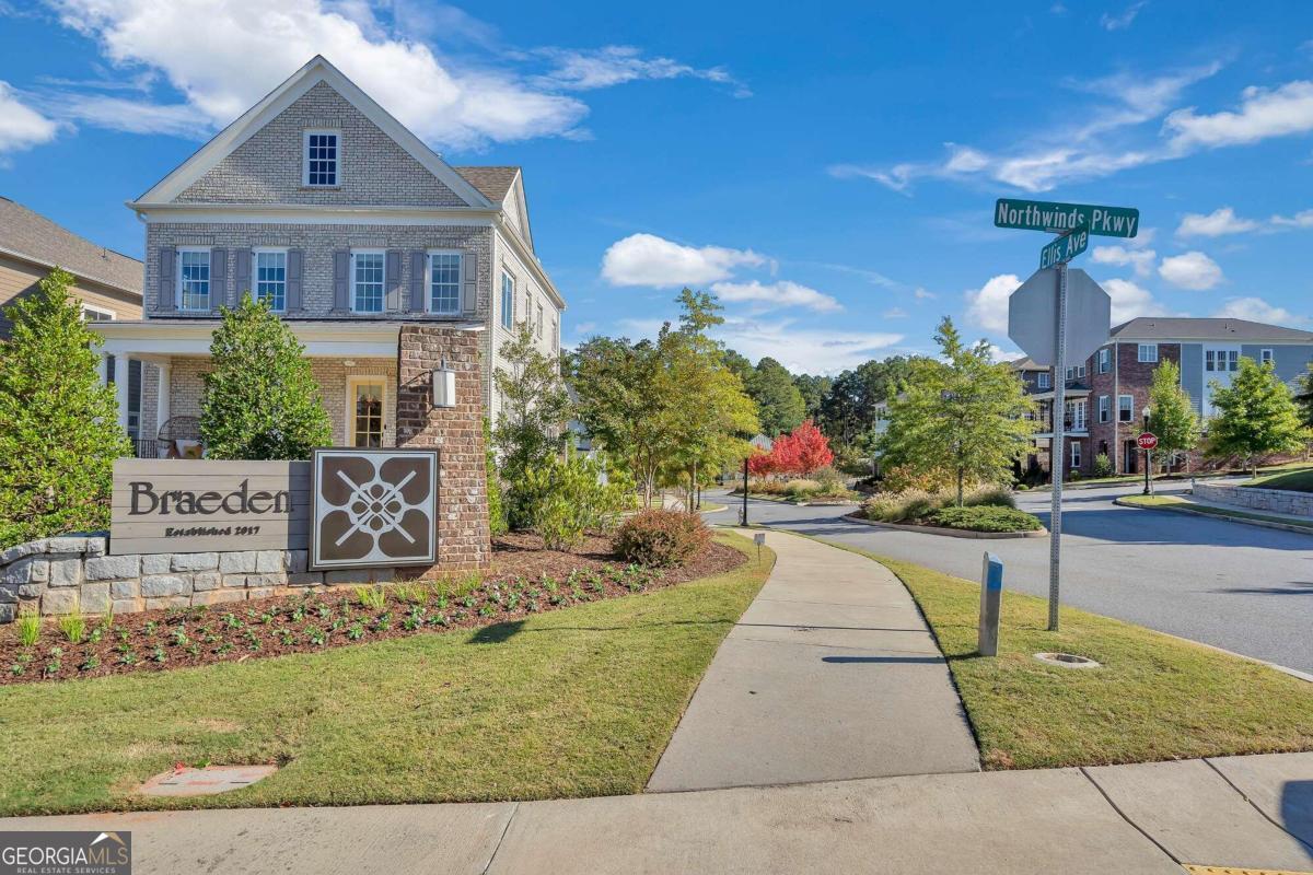 The Walk at Braeden - Residential