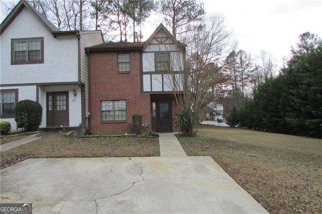 Main Station - Residential Lease