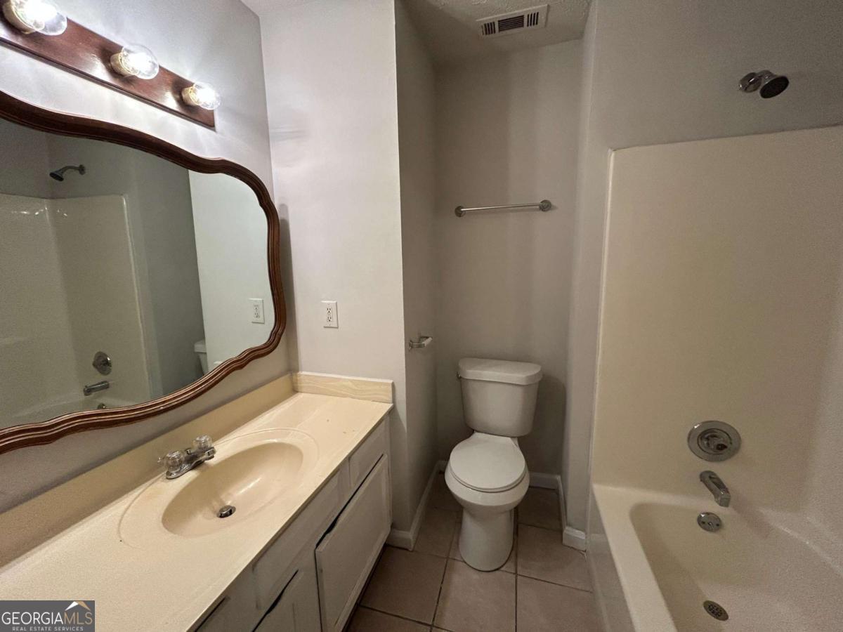 Main Station - Residential Lease