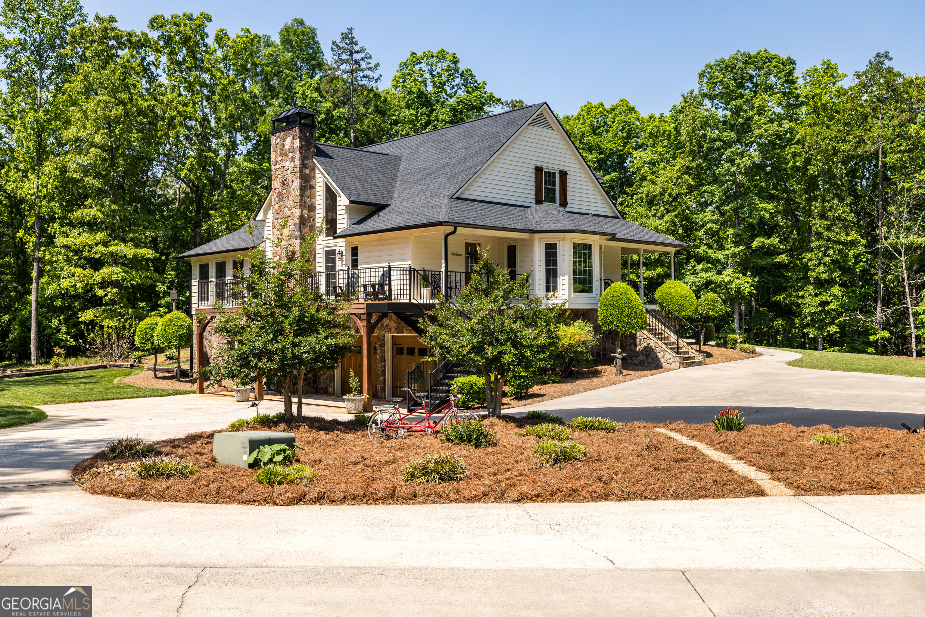131 Hine RD SE