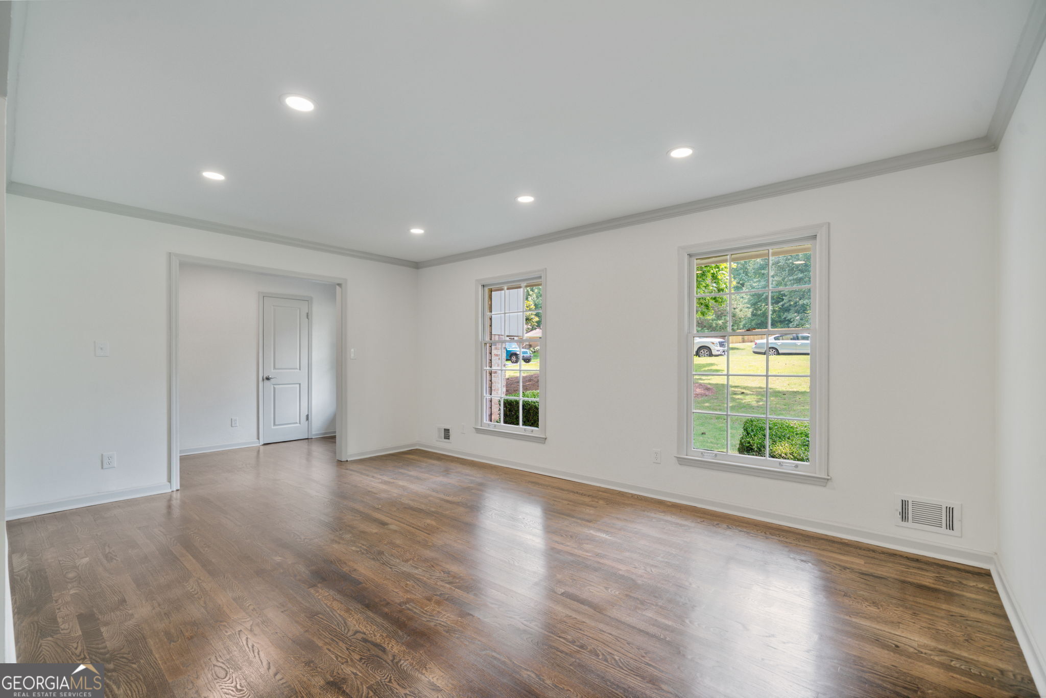 3937 Locklear WAY