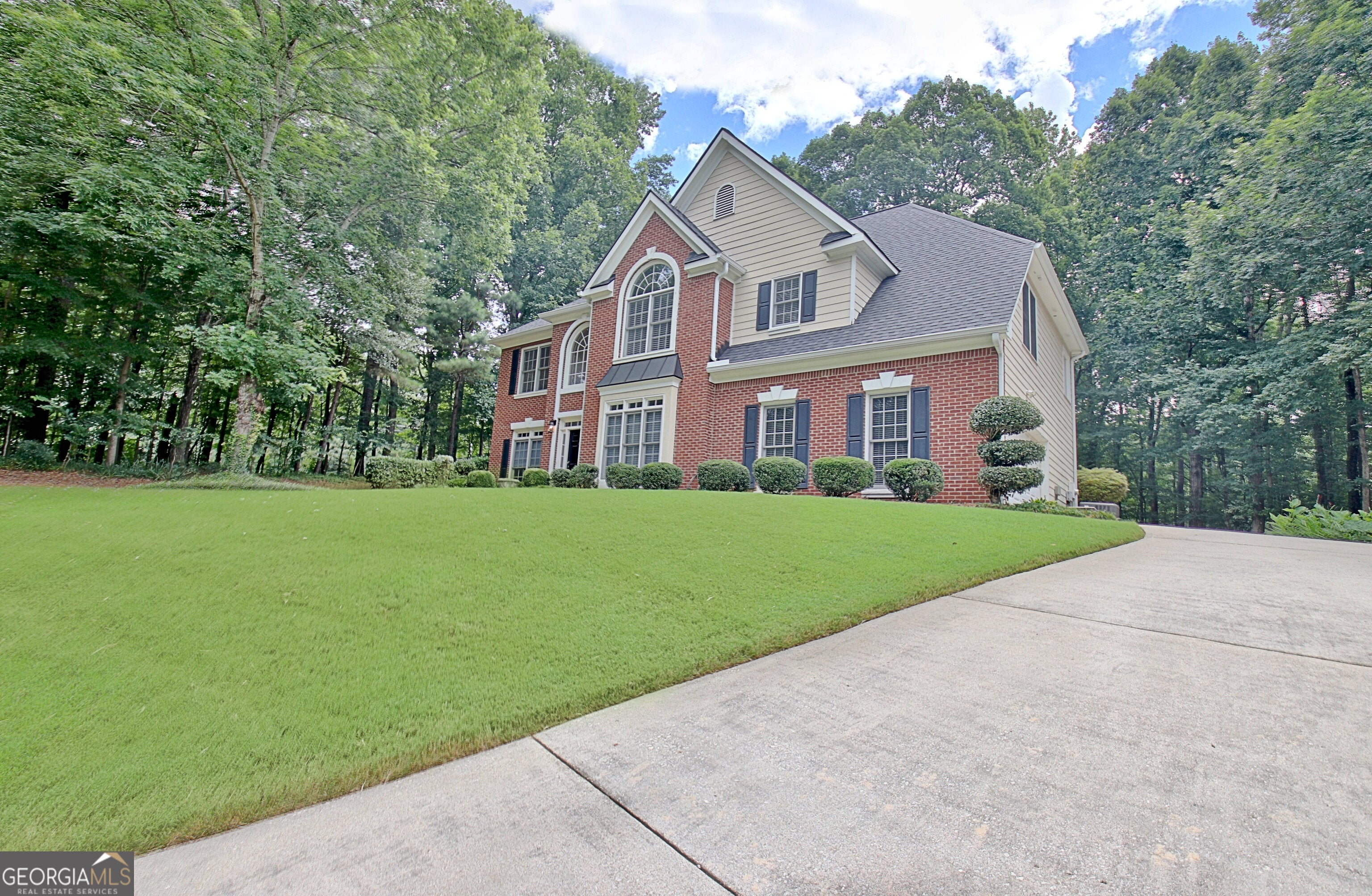 314 Grovewood LN