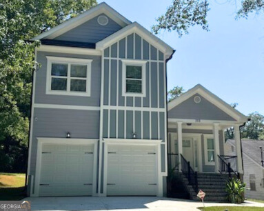 This a pad split. There are 3 bedrooms with 2 bathrooms. The 2 rooms for $80 share a bathroom have already been leased. The Master bedroom with walk in closet, private bathroom, and garage is $1000/month was temporarily leased and will be available soon. This is a new construction home with modern luxury and smart features. This brand-new 1500 square foot residence offers the perfect blend of modern luxury, convenience, and sophisticated design. With its high-end finishes and state-of-the-art features, this home is ready to cater to your every need. Key Features include Luxury Vinyl Planking throughout the home, providing durability and elegance in every room. Fresh New Paint that enhances the bright and airy feel of this contemporary space. Home has stainless steel appliances, a gourmet kitchen designed for culinary enthusiasts, complete with a large island featuring an in-cooktop, perfect for casual dining and double oven for all your cooking and baking needs. It also includes a spacious pantry closet that offers plenty of storage for all your kitchen essentials.The open concept layout seamlessly connects the kitchen, dining, and living areas, creating an inviting atmosphere for gatherings. Large rooms with ample space accommodate all of your furniture and decor. Home comes with LG steam washer and dryer. In addition to this gourmet kitchen, this home has a Primary Suite featuring a walk-in closet. LED Recessed Lighting throughout the home, provides energy-efficient and modern illumination. A newly constructed deck overlooks a spacious yard perfect for outdoor entertaining and relaxation. The Garage is equipped with a built-in charging station for your electric vehicle. This home truly has it all-luxury, space, and smart technology. In between Newnan and Fayetteville this home is minutes away from I-85 and several shops, restaurants, and 2 hospitals. All applicants must apply through Zillow. Applicants must pass a successful credit and background check to be considered for tenancy.