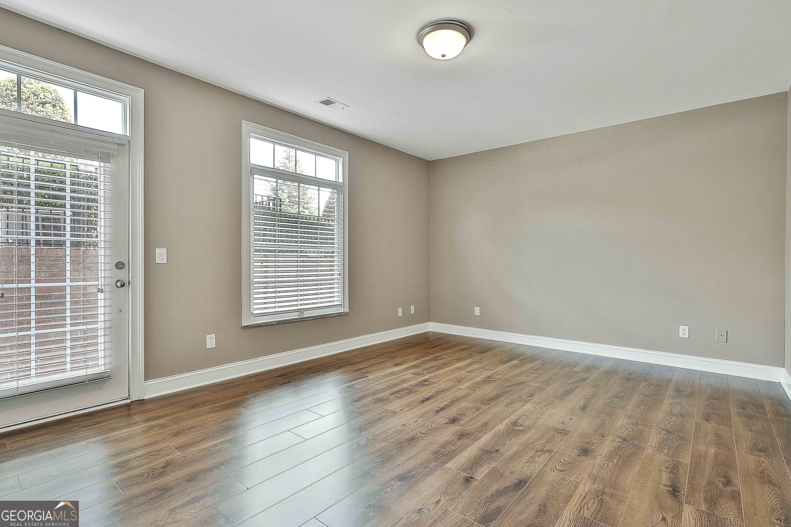 Peachtree City, Georgia 30269, United States, 3 Bedrooms Bedrooms, ,4 BathroomsBathrooms,Residential,Active,113961