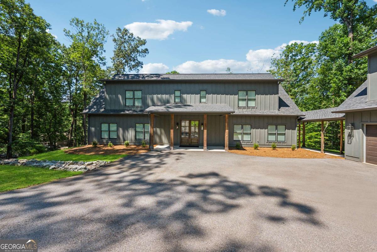 3394 Robinson RD