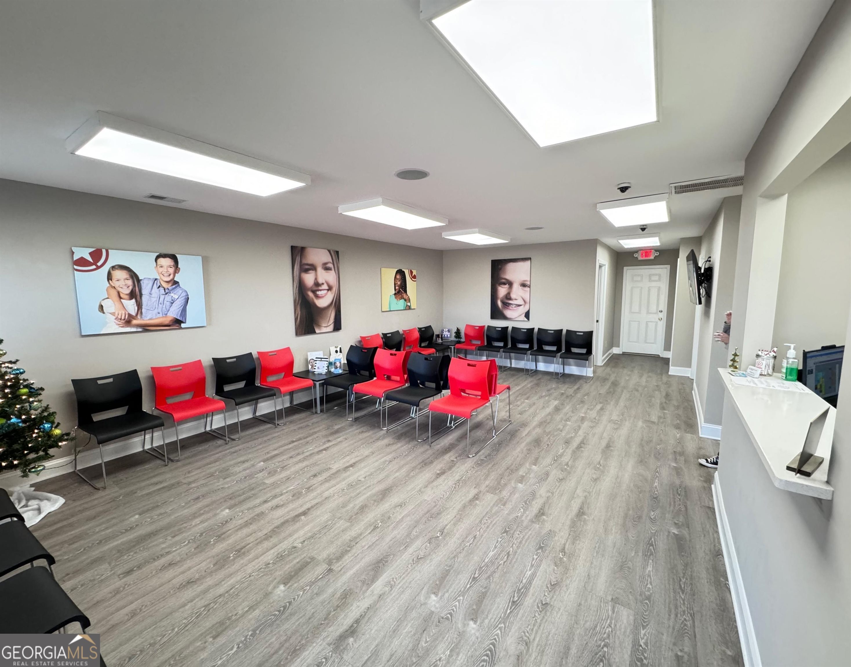 80 Mountain DR