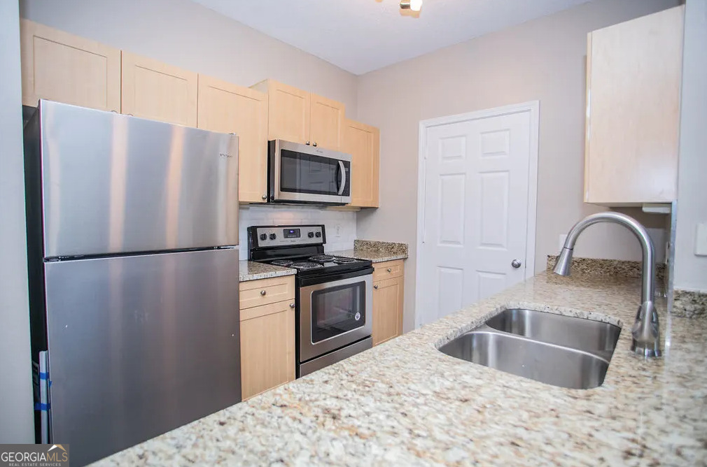 Minutes to GA 400. North Point Mall. Retails & Restaurants. Clubhouse with Fitness Center, Theater & Billiard Table. Outdoor Kitchen & Pool Side Grill. Car Care Center.