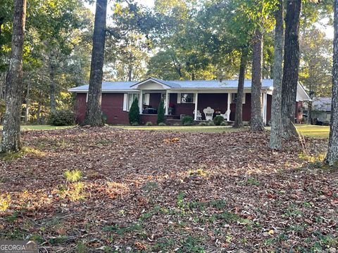 4438 Mud Creek RD Cornelia GA 30531