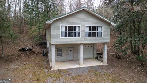 A home in Baxley