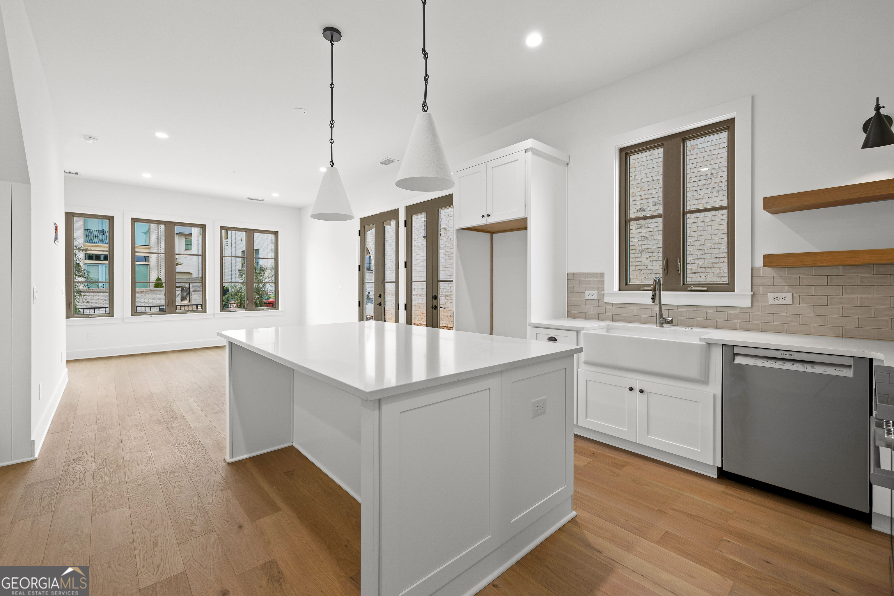 Fayetteville, Georgia 30214, United States, 2 Bedrooms Bedrooms, ,3 BathroomsBathrooms,Residential,Active,251350