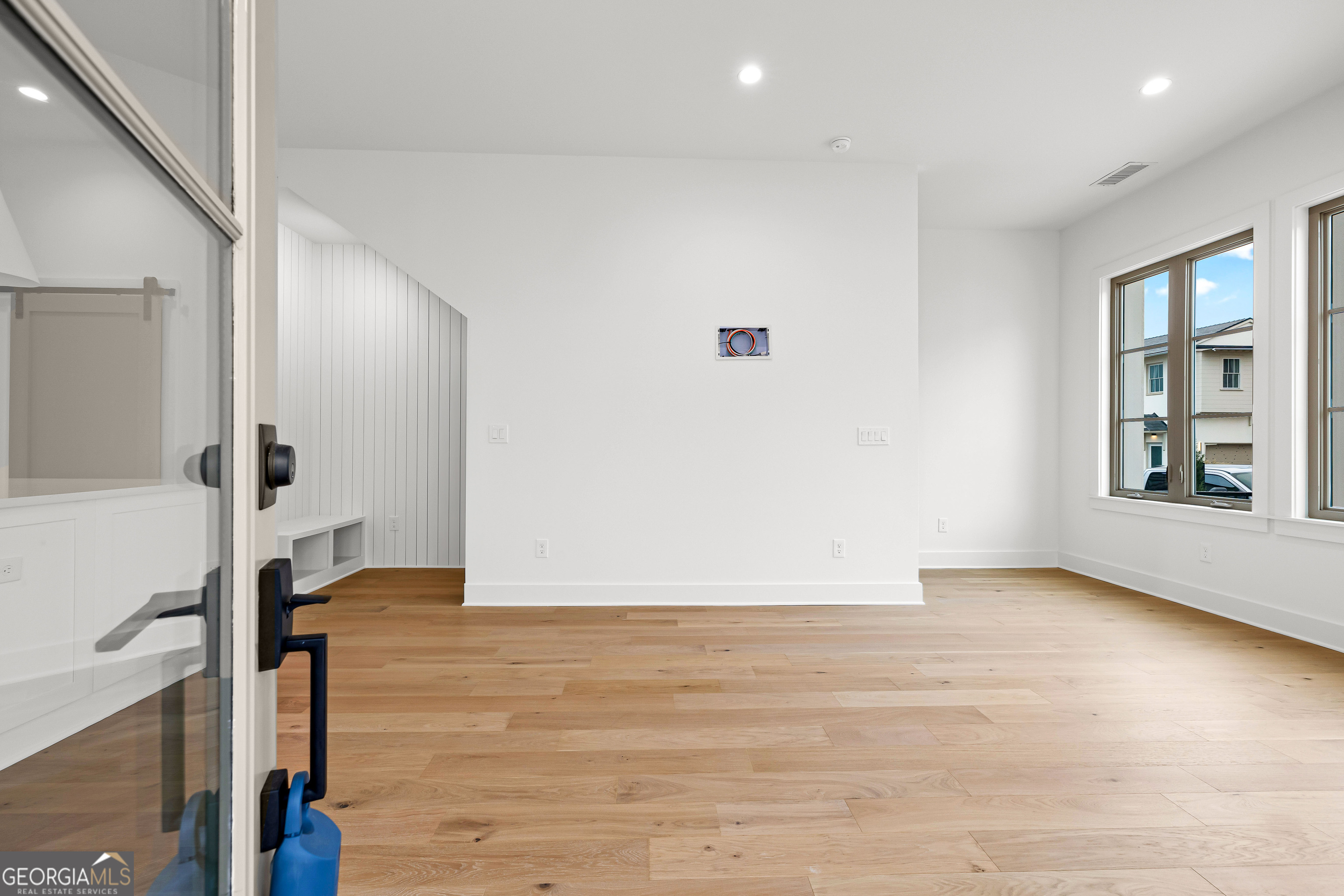 Fayetteville, Georgia 30214, United States, 2 Bedrooms Bedrooms, ,3 BathroomsBathrooms,Residential,Active,251350