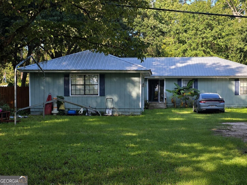 Photo of 812 E 1st Street, Midway, GA 31320 (MLS # 10838196)