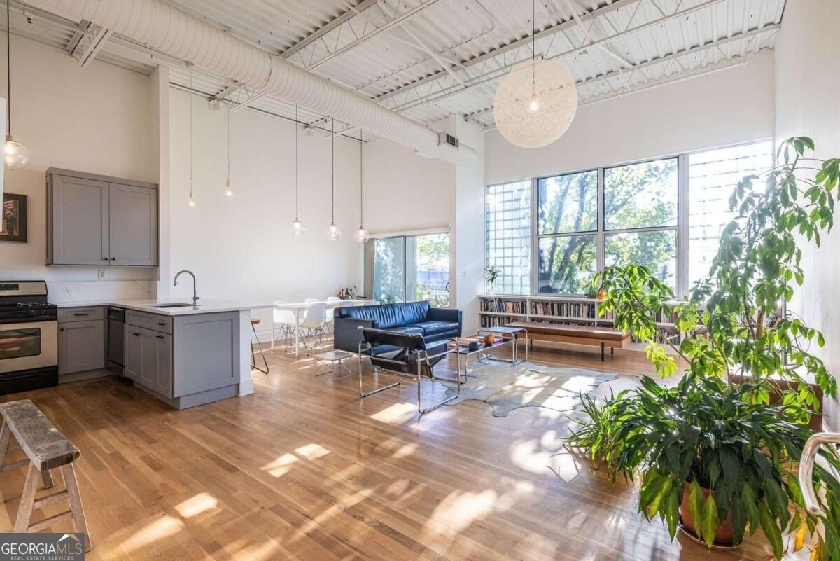 15 Waddell ST NE 304