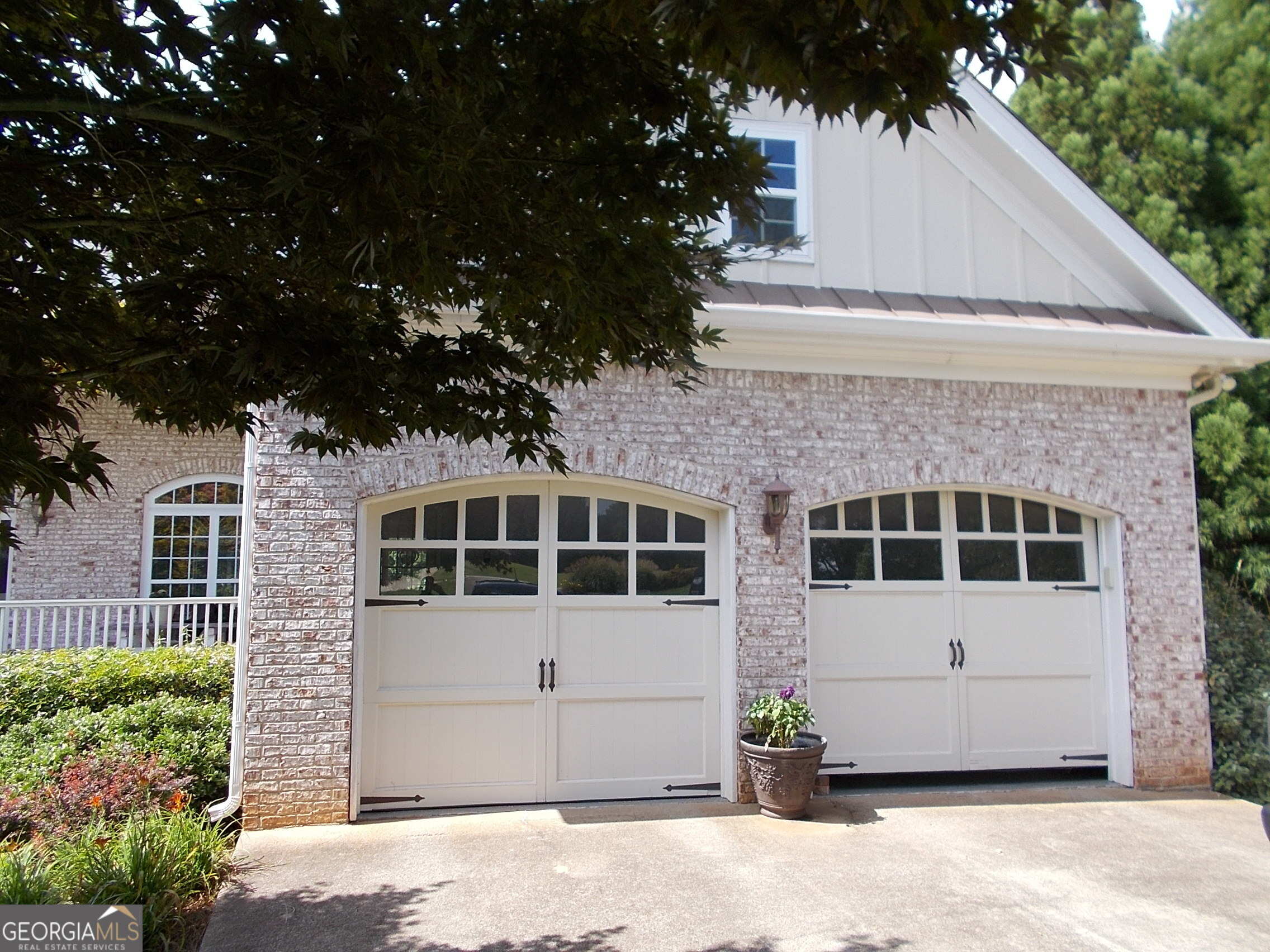 216 Lake Tanisha DR