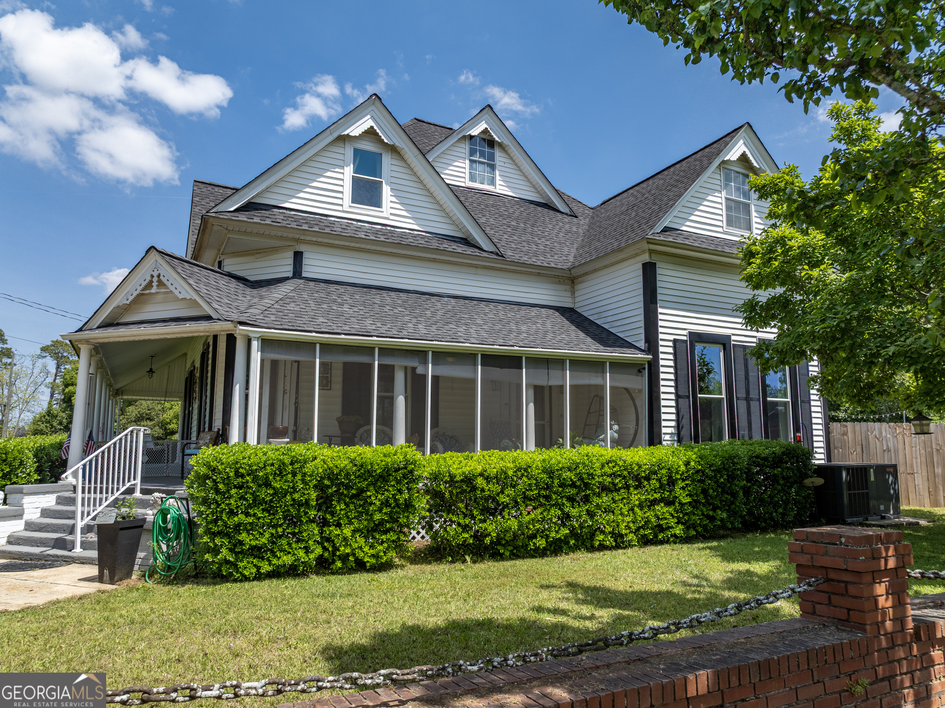 Listing image 1