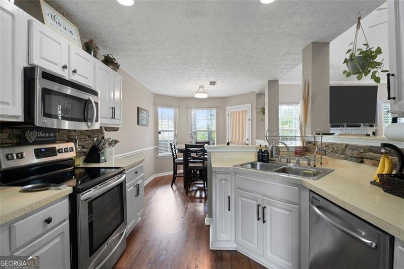 Saint James Place 01 - Residential