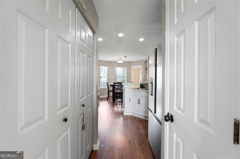 Saint James Place 01 - Residential