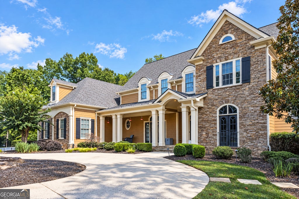 Photo of 6225 Random Winds Bluff, Gainesville, GA 30506 (MLS # 10873049)