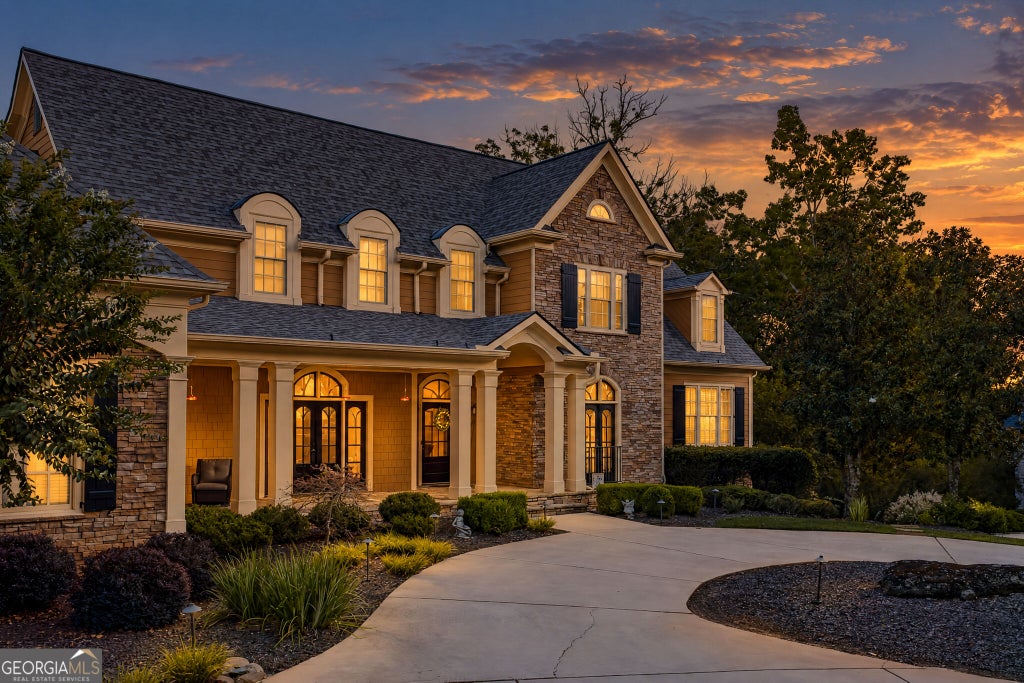 Photo of 6225 Random Winds Bluff, Gainesville, GA 30506 (MLS # 10873049)
