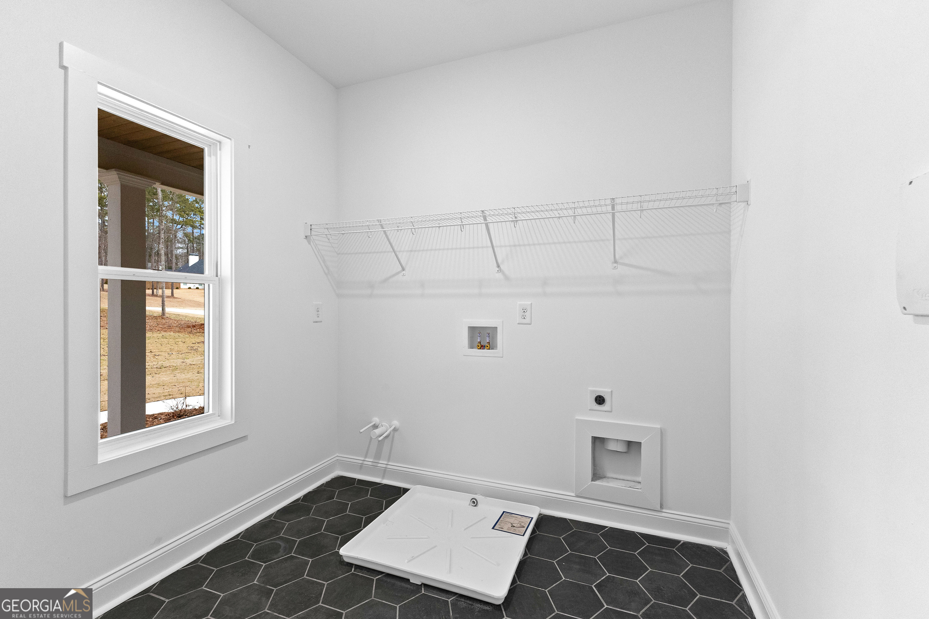 Tyrone, Georgia 30290, United States, 4 Bedrooms Bedrooms, ,4 BathroomsBathrooms,Residential,Active,191467