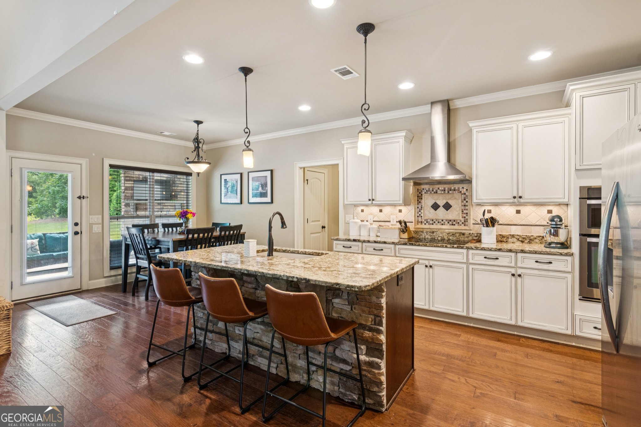 28 Dawson Manor CT