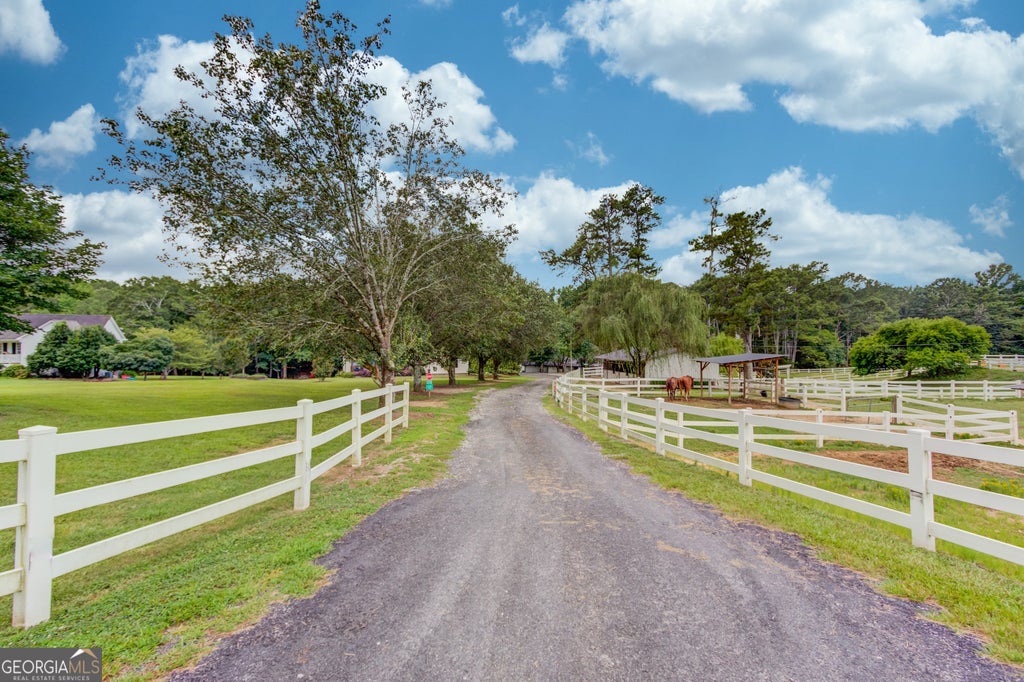Photo of 8401 Norris Lake Way, Snellville, GA 30039 (MLS # 10808212)