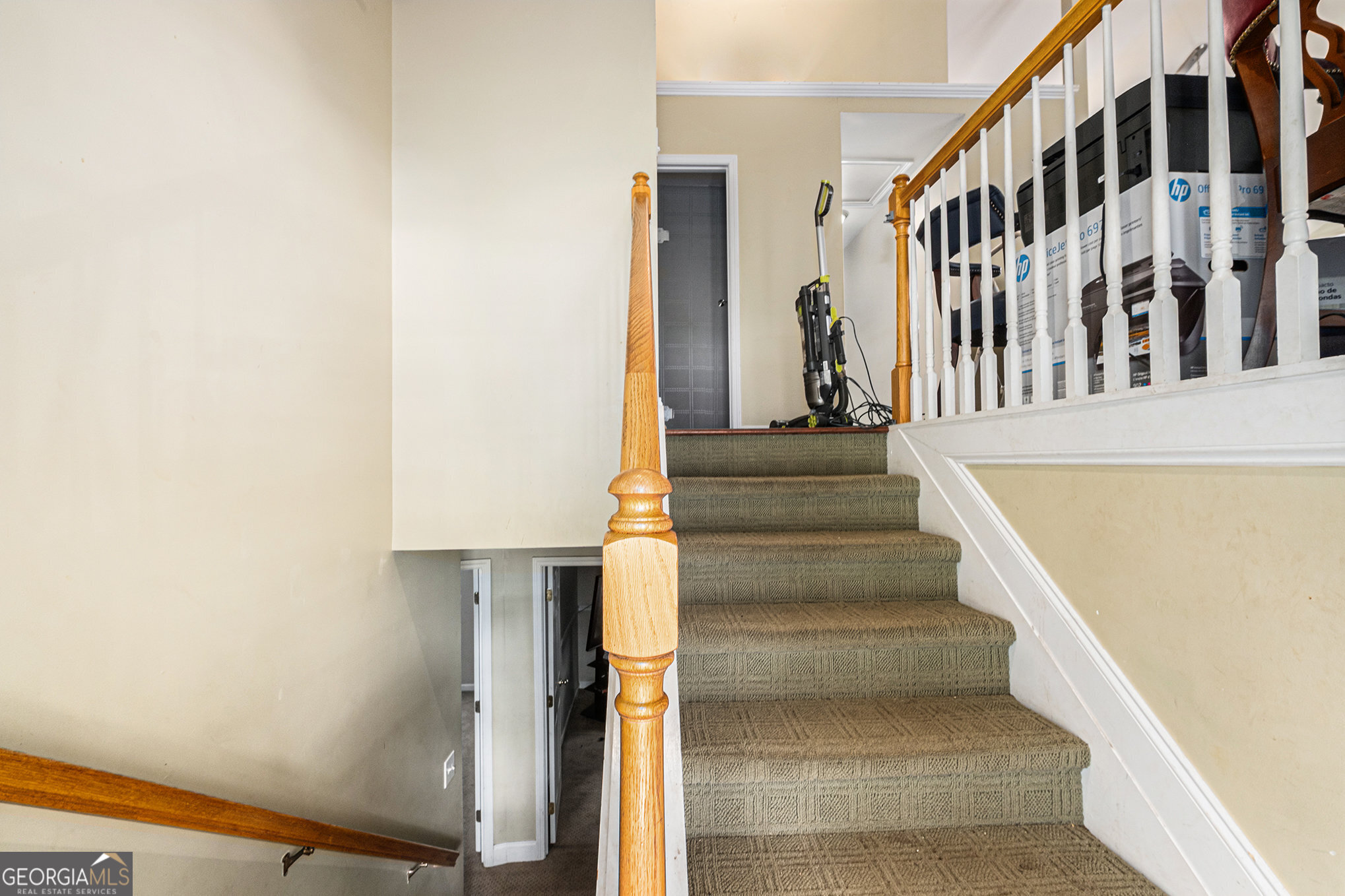 192 Lakeover CIR