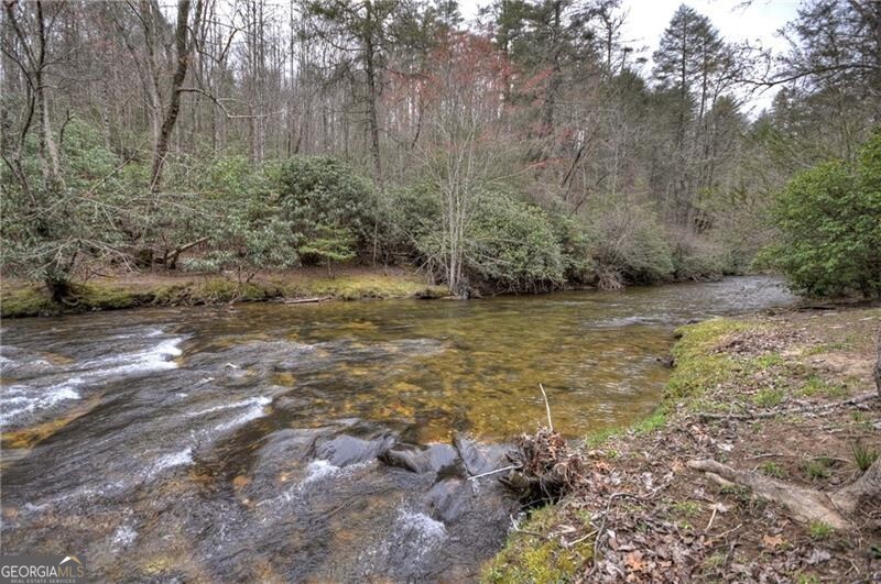 324 Cooper Creek DR