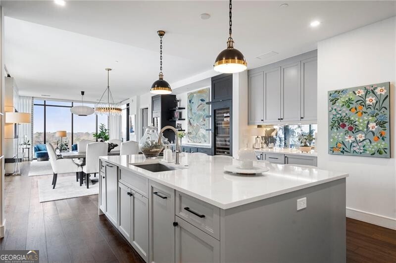 2520 Peachtree RD W 1203