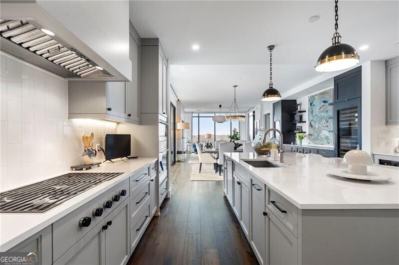 2520 Peachtree RD W 1203