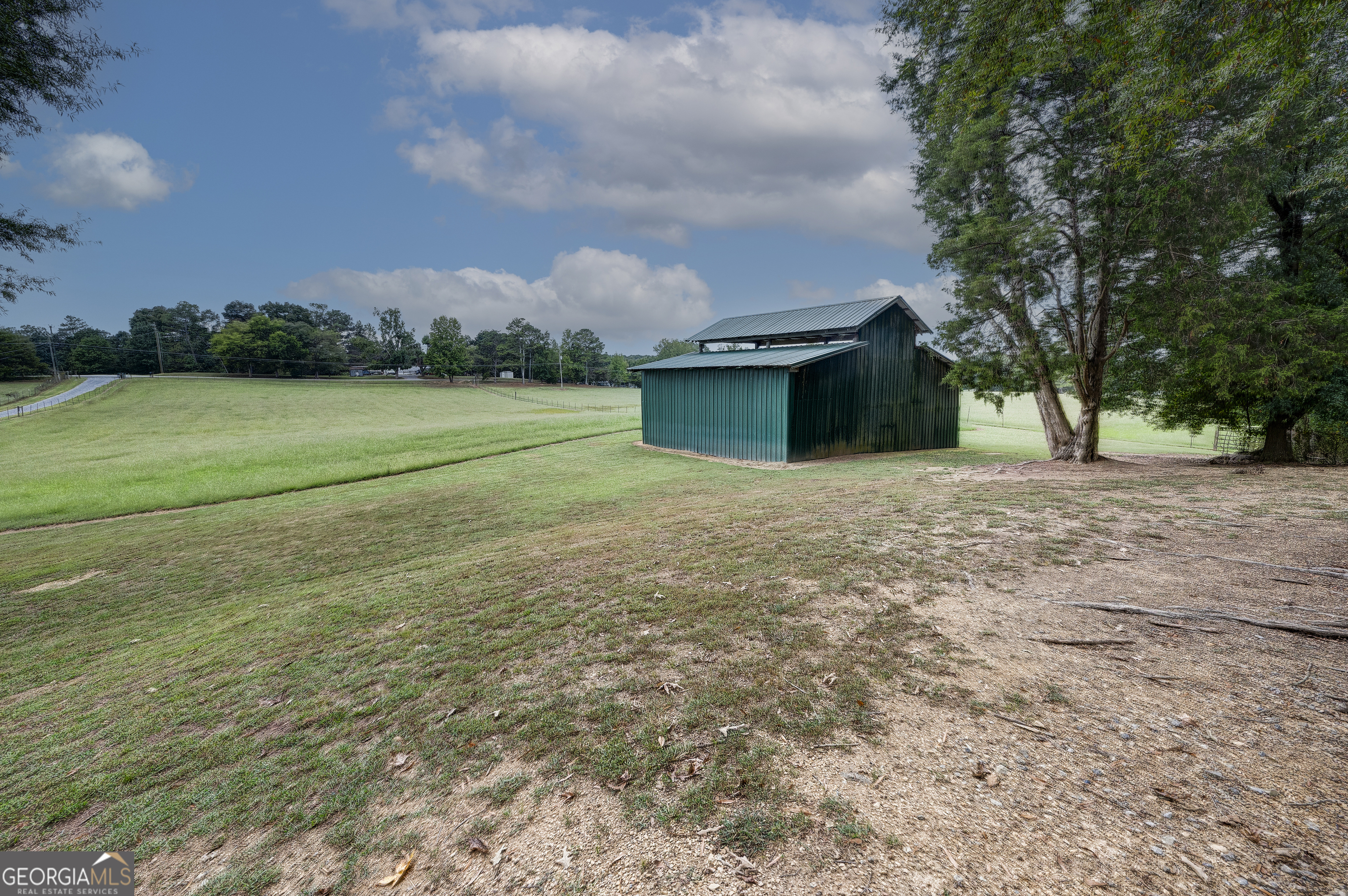 960 McEntyre LOOP SE