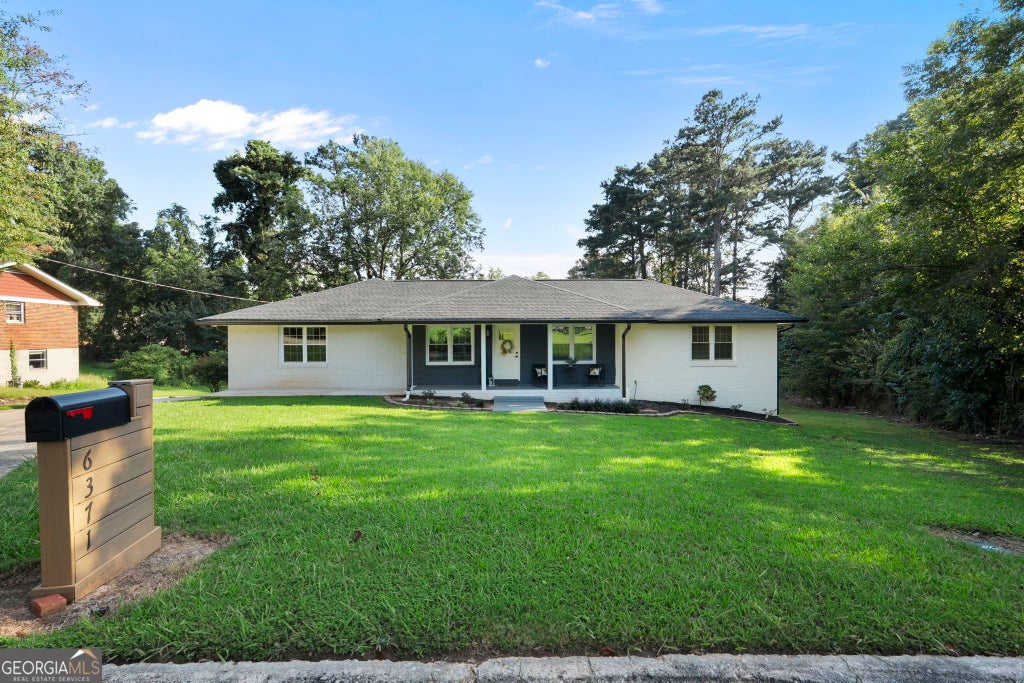Photo of 6371 Impala Circle, Morrow, GA 30260 (MLS # 10831374)