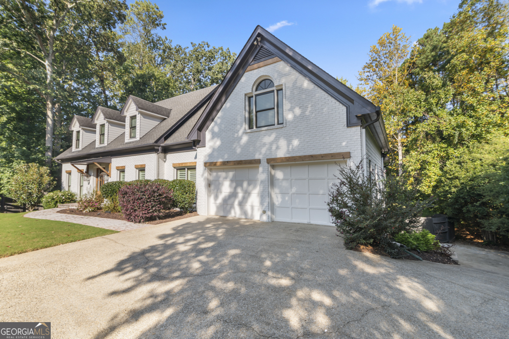 160 Ludwell CT