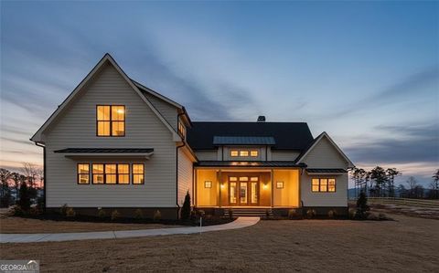 151 Palisade DR Rydal GA 30171