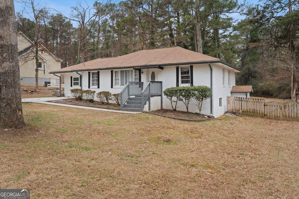 Photo of 1621 N Columbia Place, Decatur, GA 30032 (MLS # 10711499)