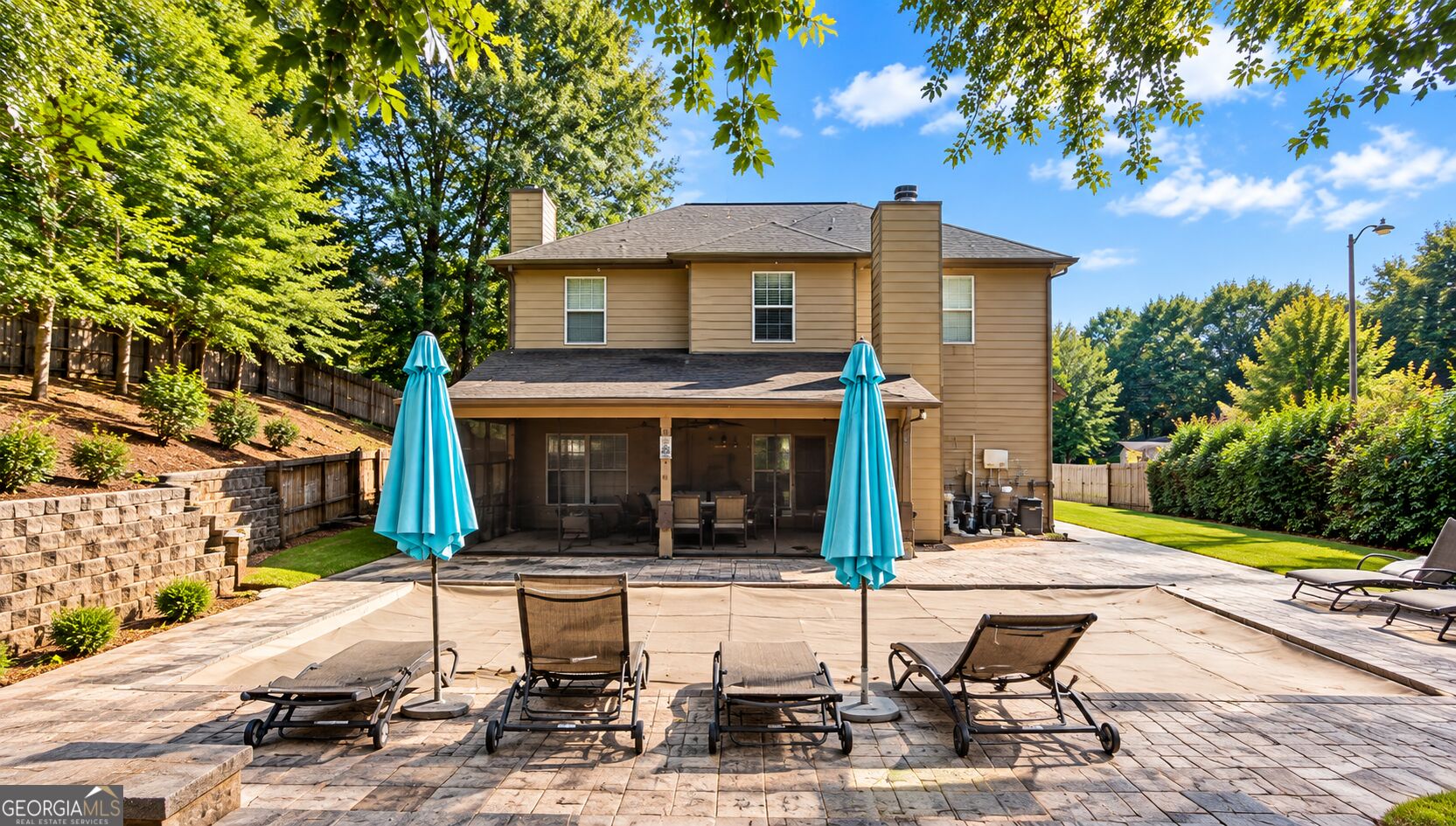 3901 Chris DR